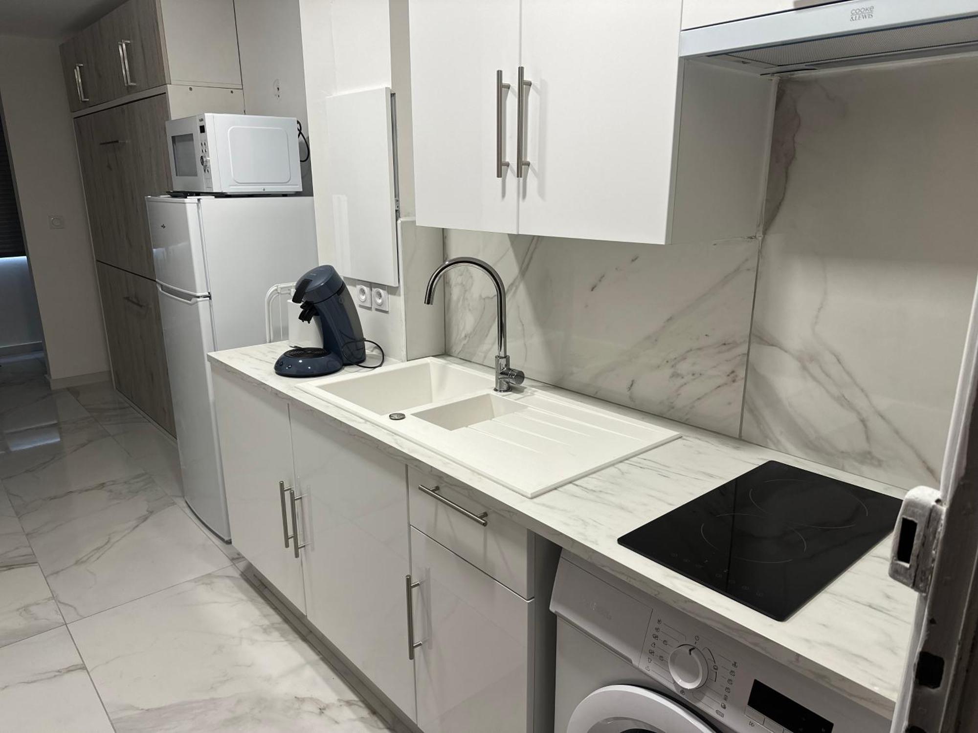 Studio Vue Sur Le Port Могио Экстерьер фото
